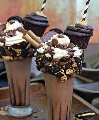 میلک شیک شکلاتی میلک شیک شکلاتی