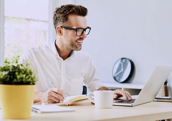 فریلنسر بودن چگونه میتواند شما را نجات دهد؟!