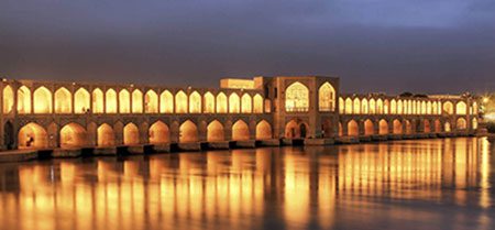 اصفهان؛ گردش در نصف جهان