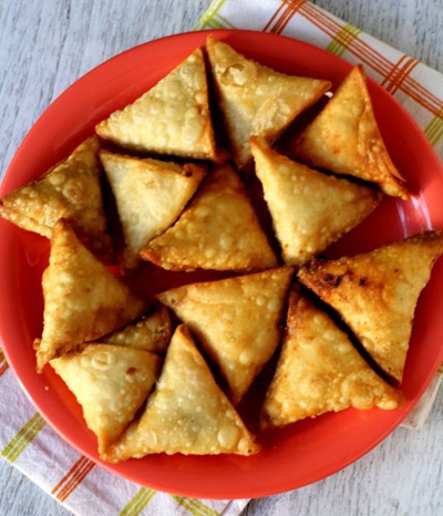 طرز تهیه سمبوسه پیتزایی