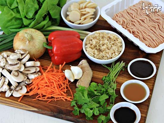 کاهوپیچ بوقلمون؛ یک غذای سالم و خوشمزه کاهوپیچ بوقلمون؛ یک غذای سالم و خوشمزه