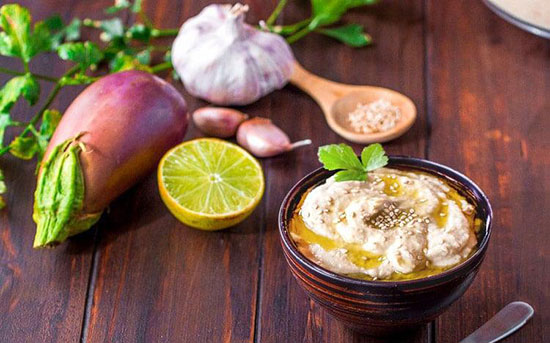 بابا غنوش لبنانی (باباگانوش) دیپ ساده و خوشمزه؛ بدون گلوتن، وگان و کم کربوهیدرات بابا غنوش لبنانی (باباگانوش) دیپ ساده و خوشمزه؛ بدون گلوتن، وگان و کم کربوهیدرات