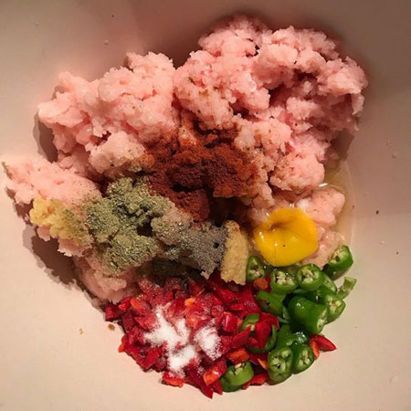 طرز تهیه لوف مرغ (مرغ قالبی) مرجله به مرحله طرز تهیه لوف مرغ (مرغ قالبی) مرجله به مرحله