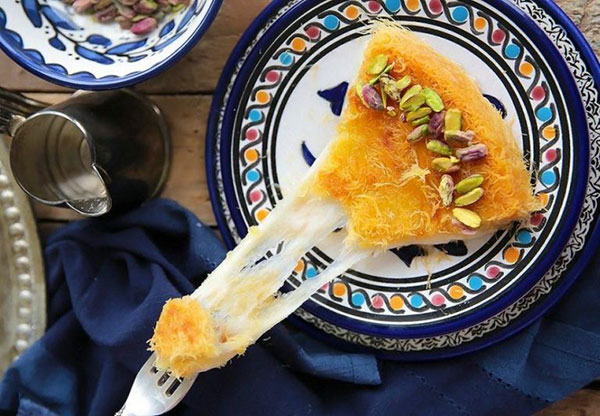 شیرینی کنافه (کونفی)؛ این سدر پنیری ترکی! شیرینی کنافه (کونفی)؛ این سدر پنیری ترکی!
