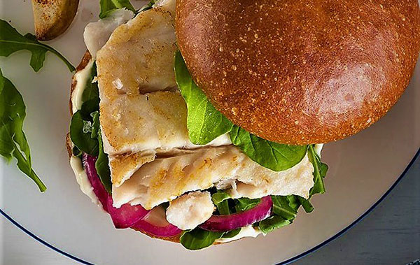 برگر ماهی برگر ماهی
