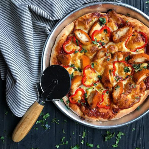 طرز تهیه پیتزا مرغ سوخاری مرحله به مرحله طرز تهیه پیتزا مرغ سوخاری مرحله به مرحله