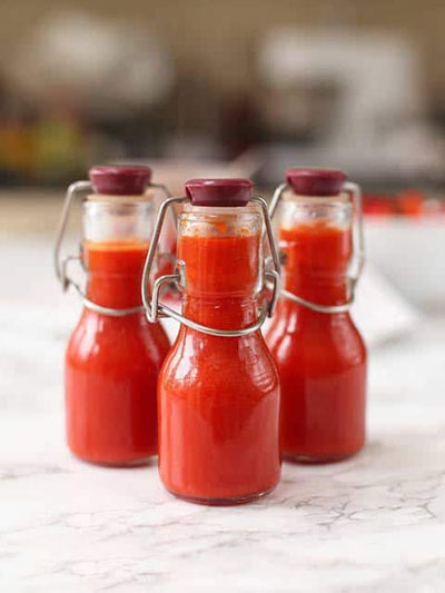 طرز تهیه بهترین سس سیراچا تخمیری بدون شکر افزوده طرز تهیه بهترین سس سیراچا تخمیری بدون شکر افزوده